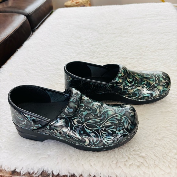 Dansko Black and Green Leather Comforts Clogs Shoes size EU42 US11 - Picture 9 of 12